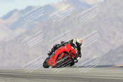 media/Nov-16-2025-Race Pace (Sun) [[8c5fa54630]]/Verified Riders/5-Turn 9 (1135am)/